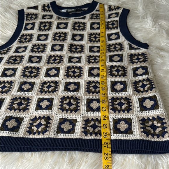 WeSC Granny Crochet Sweater Vest UNISEX Men's Size M - Womens Size L - Picture 7 of 9